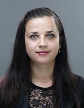Божана Николова